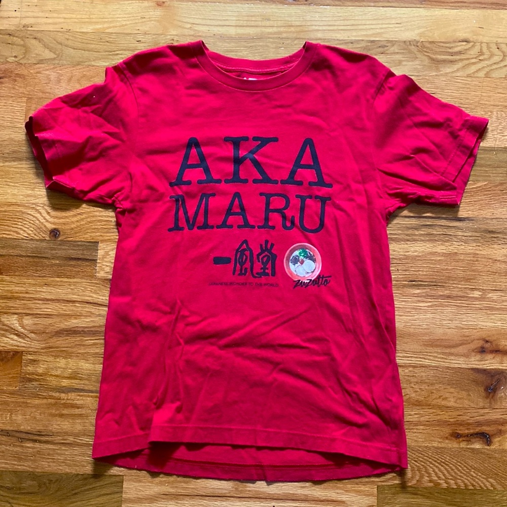 Uniqlo Akamaru Ramen Capsule Collection Red Short Sleeve Tee Shirt size small